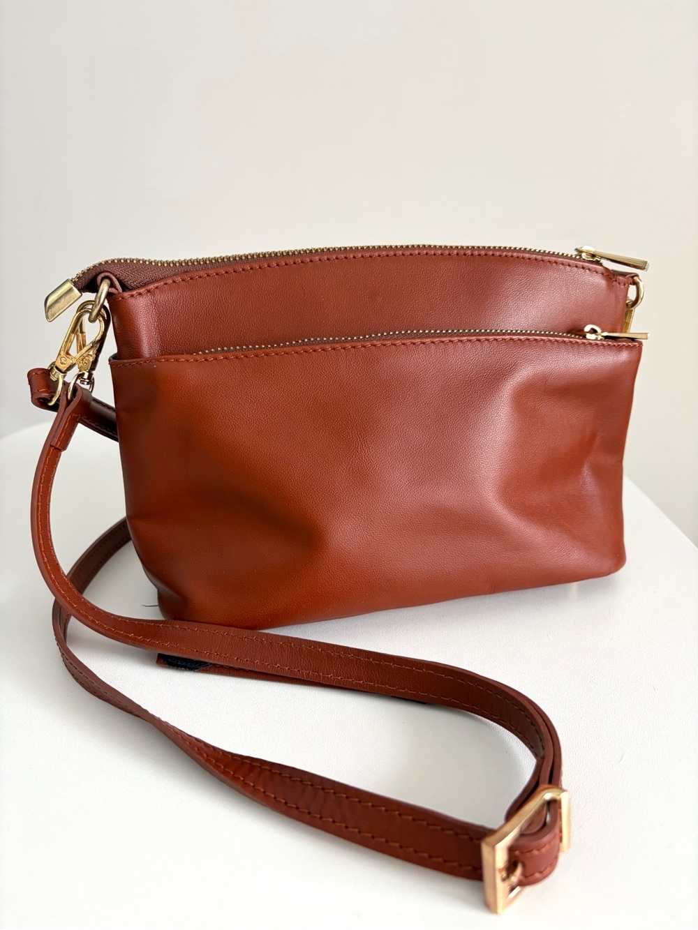 Divina Firenze - Cognac Leather Crossbody Purse - Made in Italy- NWOT